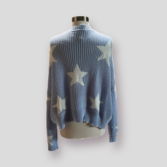 Star Cardigan - Picture 2 of 3
